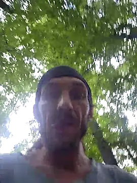 Snapshot of stuandangie28129r chatting on June 20, 10:01 pm stuandangie28129r online show from June 20, 10:01 pm