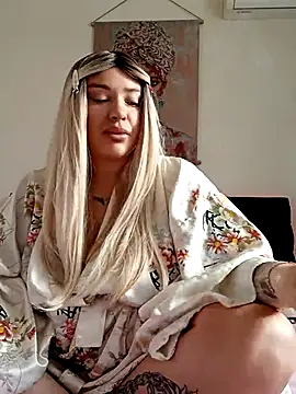 mariabloom9 online show from December 4, 9:29 am