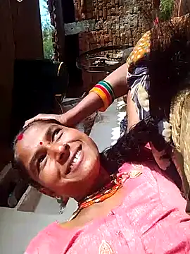 Hot reshmaji online show from January 10, 9:55 am