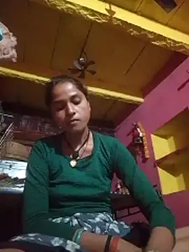 Snapshot of Hot_reshmaji chatting on June 13, 3:32 pm Hot reshmaji online show from June 13, 3:32 pm