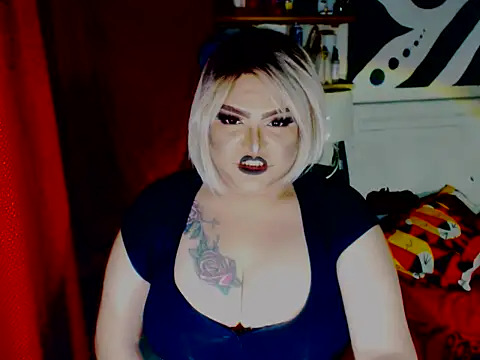 Snapshot of misstresbigcockXXp chatting on September 19, 4:25 am misstresbigcockXXp online show from September 19, 4:25 am