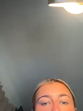 BabyBluexox online show from June 17, 11:01 am