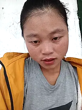 Snapshot of clara-cute chatting on September 27, 12:04 am clara-cute online show from September 27, 12:04 am