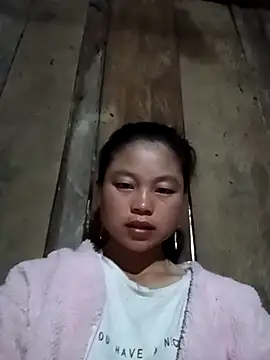 Snapshot of clara-cute chatting on October 12, 9:58 pm clara-cute online show from October 12, 9:58 pm