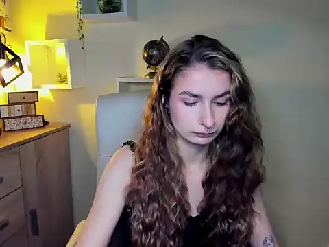 NinaBlond1 online show from December 1, 6:29 am