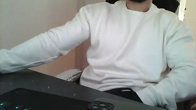 yourfantasy777 online show from November 18, 4:33 pm