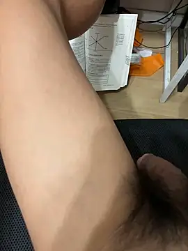 Snapshot of leeyoung_ chatting on October 3, 2:47 pm leeyoung online show from October 3, 2:47 pm