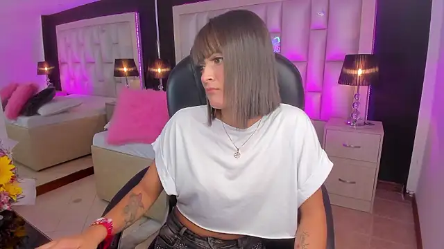 LuisaJonnes  online show from March 9, 3:16 pm