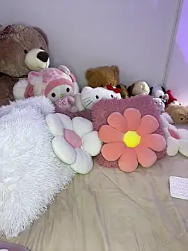 Mericute  online show from November 21, 12:10 am