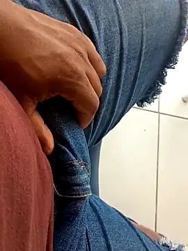 preto3561 online show from October 3, 1:41 pm