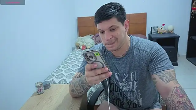 ryden 01 online show from March 28, 12:43 am