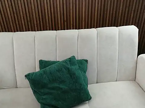 dirty feelena online show from February 19, 5:31 pm