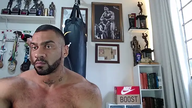 henryhadesflirt online show from October 30, 7:47 pm