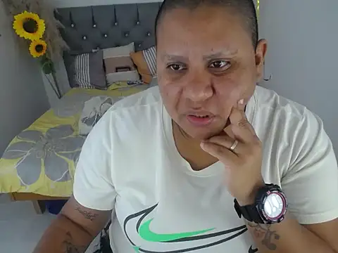 hotlesby valery online show from November 14, 12:04 pm