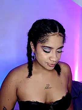 camilafoox7 online show from September 27, 11:21 pm