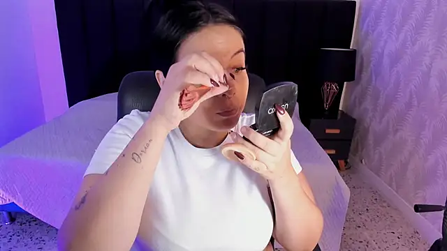 camiladuke7 online show from November 29, 7:39 pm