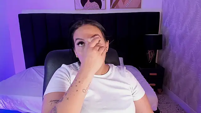 camiladuke7 online show from December 20, 7:43 pm