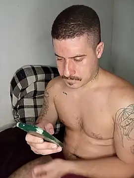 Snapshot of casado031999 chatting on November 7, 4:23 am casado031999 online show from November 7, 4:23 am