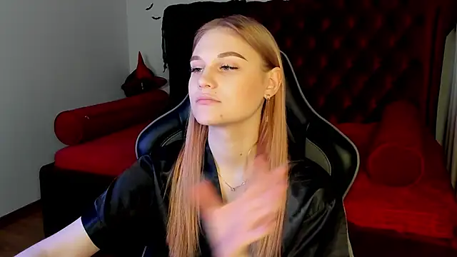 AriaWell online show from November 10, 5:23 pm