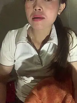 Halyy xx online show from November 7, 2:50 pm