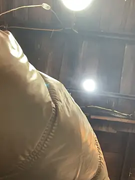 Snapshot of Halyy_xx chatting on February 25, 10:03 am Halyy xx online show from February 25, 10:03 am