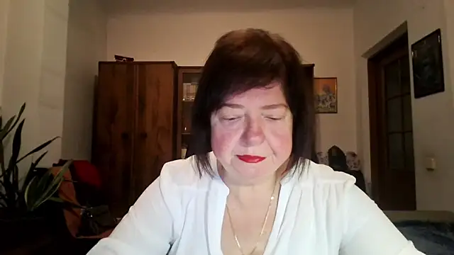 Violet Pulse online show from December 19, 7:43 pm