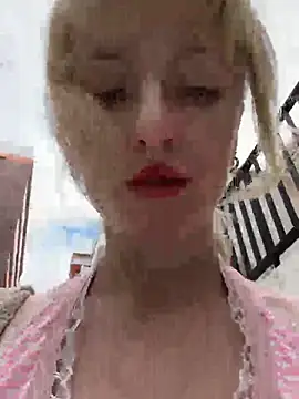 RonnieKiss online show from November 21, 5:39 am