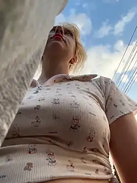 RonnieKiss online show from February 13, 10:55 am