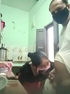 Cute-Charvii online show from March 17, 12:30 pm