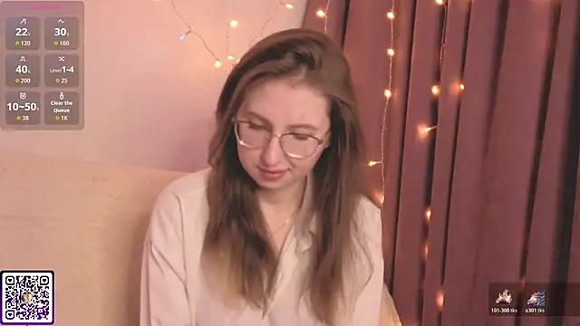 DaliaRadtke online show from April 8, 7:25 pm