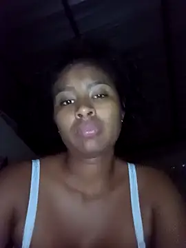 Snapshot of _Canella_ chatting on October 29, 6:04 am  Canella  online show from October 29, 6:04 am