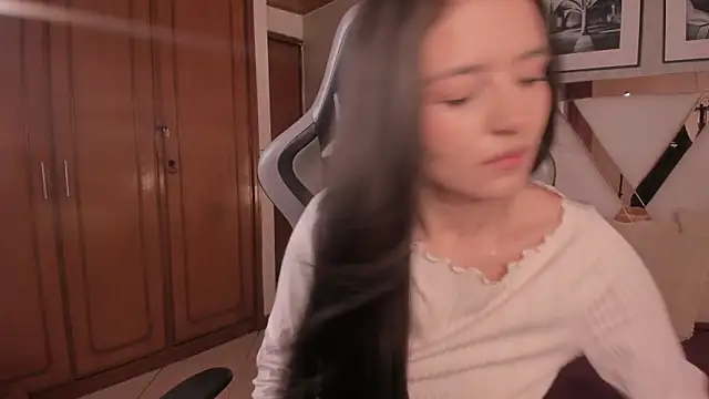 HaathorX online show from October 18, 3:02 pm