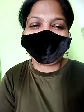 Mona darling21 online show from September 24, 9:45 am