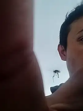 Snapshot of bojor99155 chatting on September 19, 7:25 pm bojor99155 online show from September 19, 7:25 pm