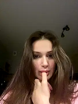Snapshot of SoShyEmmyyy chatting on September 23, 6:11 pm SoShyEmmyyy online show from September 23, 6:11 pm