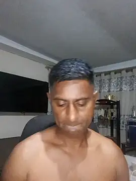 kingVibeX online show from October 31, 8:32 pm