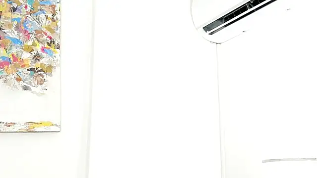 Little liam online show from November 2, 5:32 am