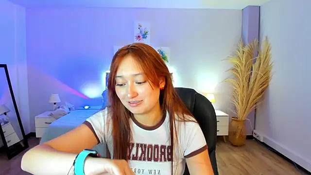 Samara Hilton 2 online show from September 24, 8:01 pm