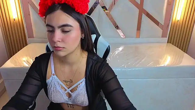 scarlett smith tp online show from October 4, 12:58 pm