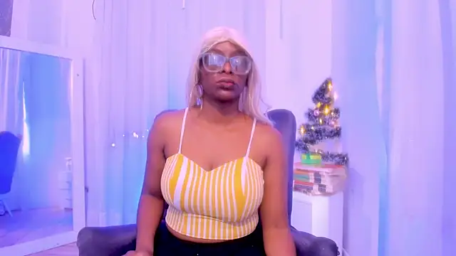 LolaJenkinss online show from December 15, 12:42 pm