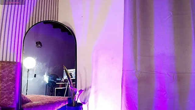 Missdionne curly online show from March 29, 10:59 am