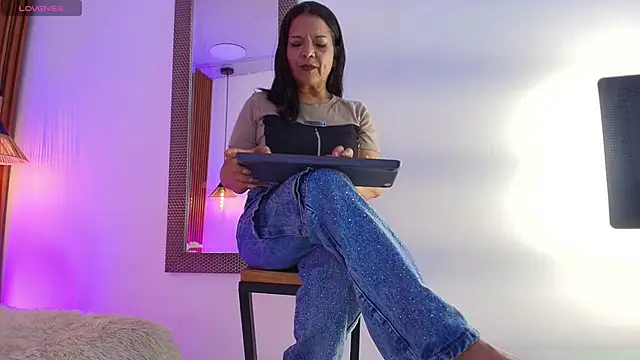 EvaGoddess  online show from March 18, 4:32 pm