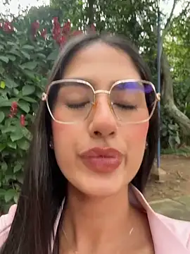 Julieta Duque online show from December 17, 7:42 pm