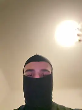 Snapshot of Sullin chatting on September 21, 10:22 pm Sullin online show from September 21, 10:22 pm