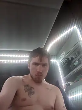 Bigdicktrucker26 online show from September 24, 11:52 pm