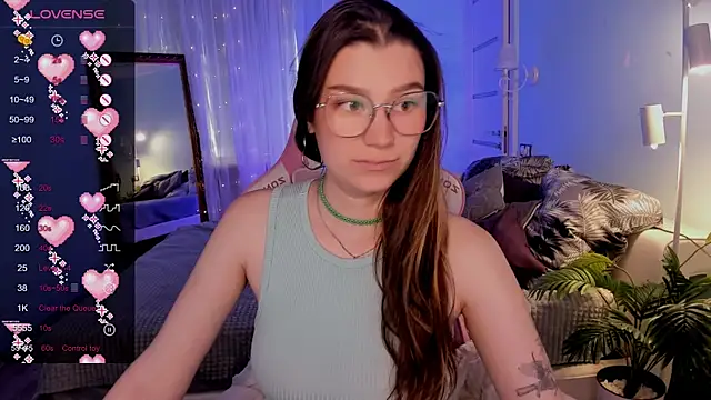 LinaBlossom  online show from July 5, 3:13 am