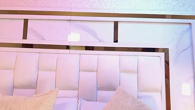 samanthaa sm online show from February 28, 11:44 am