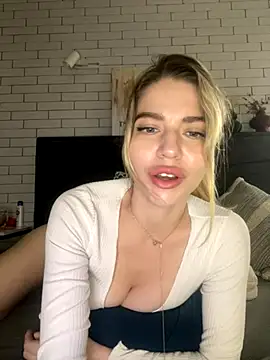 Snapshot of VIOLA-Sweeting chatting on October 2, 9:33 pm VIOLA-Sweeting online show from October 2, 9:33 pm