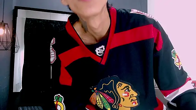 Snapshot of Daniel_delux_ chatting on December 4, 11:08 am Daniel delux online show from December 4, 11:08 am