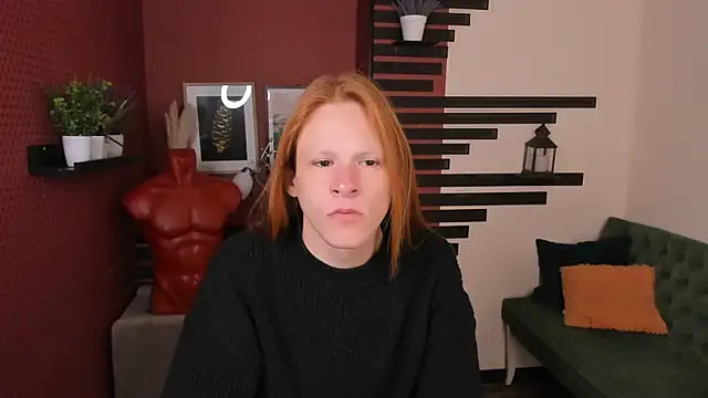 ChloeValentinee online show from October 13, 9:20 am